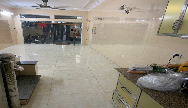 Cho thuê nhà nguyên căn 33m2, 2 tầng, 2 ngủ ngõ 207 Bùi Xương Trạch - ở và kinh doanh online